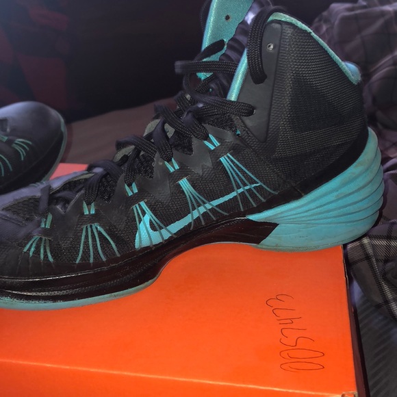 Nike Hyperdunk 2013 black/teal colorway - Picture 5 of 7